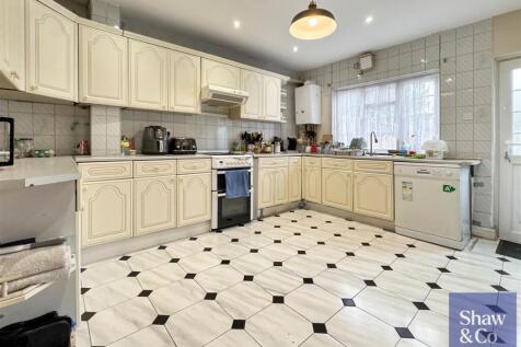Kitchen..jpeg