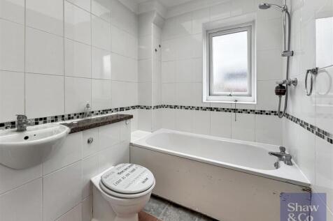 Bathroom.jpeg