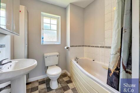Bathroom.jpeg