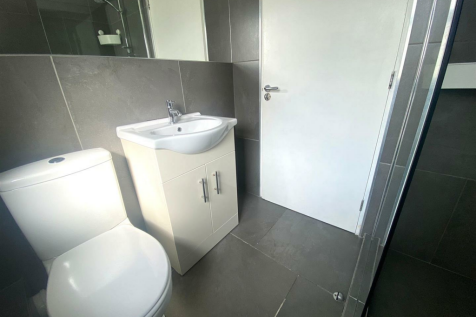 Bathroom (1).png