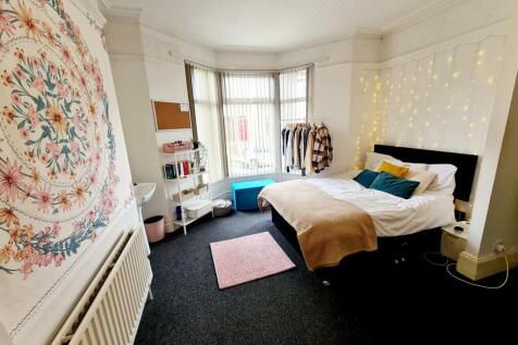 Bedroom2.jpg