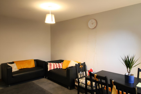 Living Room.png