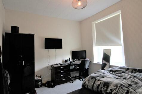 bedroom 3.JPG