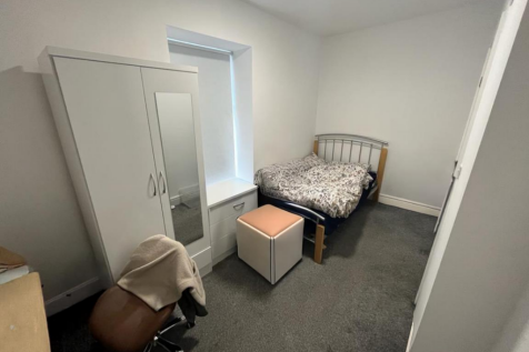 Bedroom 2.png