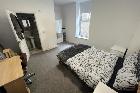Bedroom 1.png