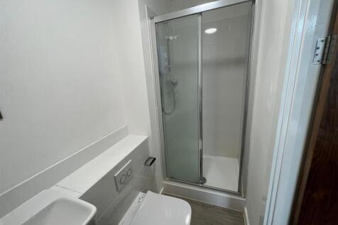Shower.jpg