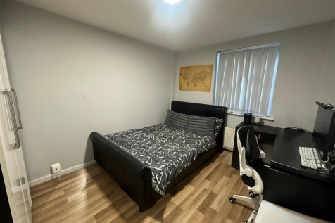 Bedroom 4.png
