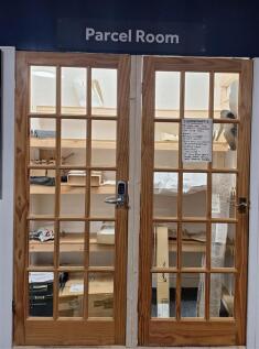 Parcel room 1.jpg