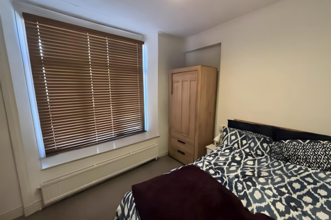 Bedroom 1.png