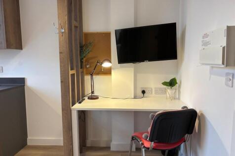 WhatsApp Image 2025-11-03 at 13.56.04 (1).jpeg