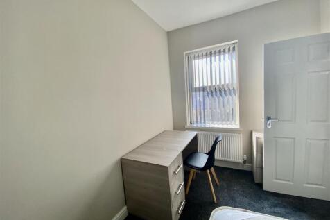Bedroom Desk
