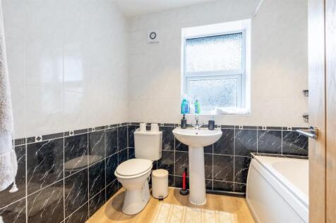 45 Bridge Road_4.jpg