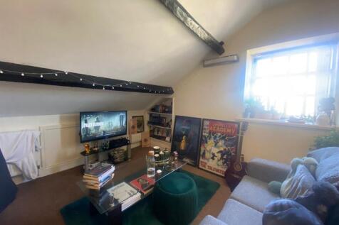 WhatsApp Image 2021-10-06 at 16.18.34.jpeg