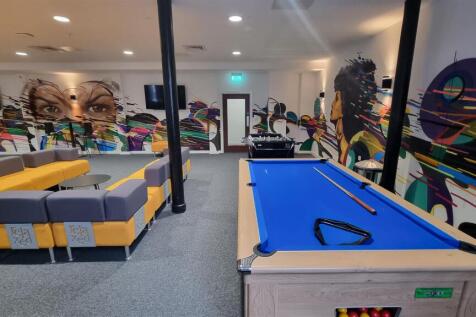 Communal Games Room (2).jpg