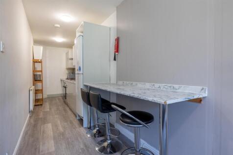 23 Castle Hill Flat 1_6.jpg