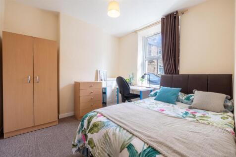 16 Langley Road_3.jpg