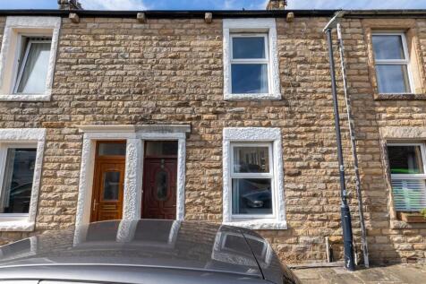 16 Langley Road_11.jpg