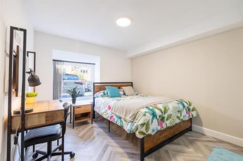 Pitt Street Flat 1_2.jpg