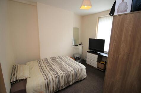 Stirling Road Bedroom 1.jpg