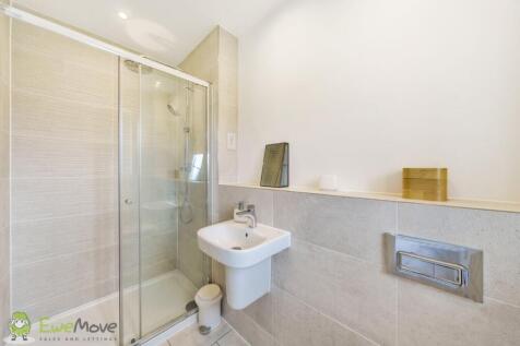 Ensuite Bedroom Two