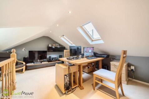 Bedroom 3 (Double with Ensuite)