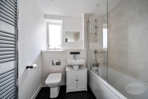 d9e77349-19ca-408...