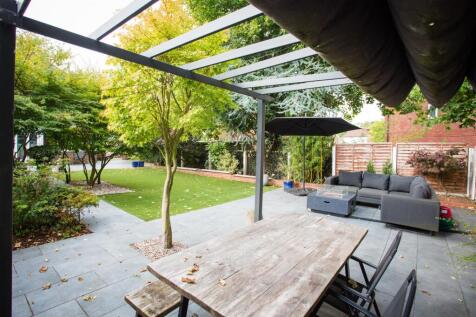PATIO AREA