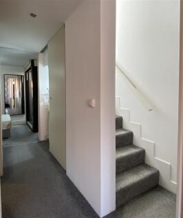 GROUND FLOOR HALLWAY