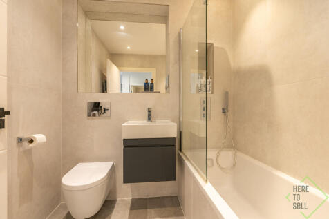 3 Brookmans Place-Green Close-Brookmans Park-Hertf
