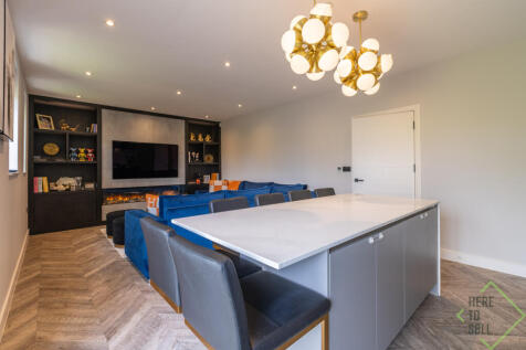 3 Brookmans Place-Green Close-Brookmans Park-Hertf