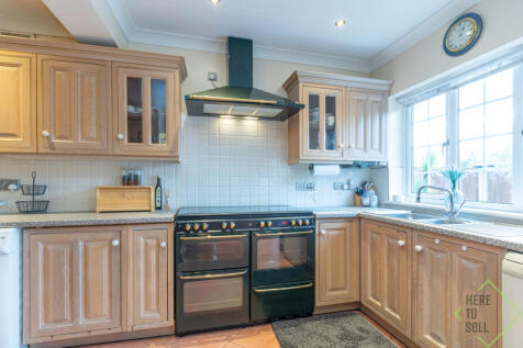 33 Kilvinton Drive EN2 0BE-24