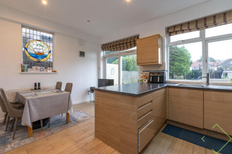 Waterfall Road, London, N11-4 (5)