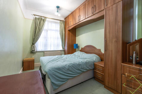 Waterfall Road, London, N11-4 (18)