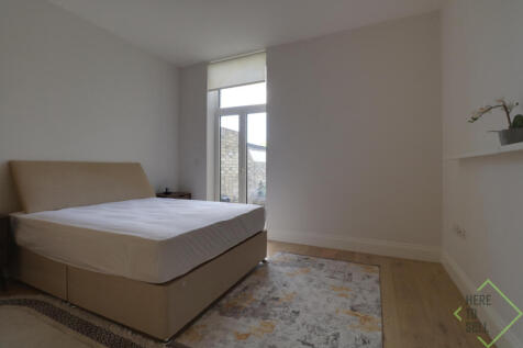 PrinicipleBedroom2