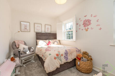 Bedroom 2 (2)