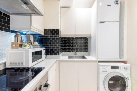 12 Princes Court Hi-17