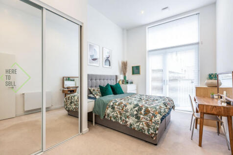 0e06477c-00b7-4c40-b2d4-2d6272a42491