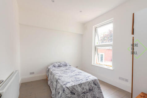 47b Parkland Road, N22 6SU-11