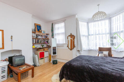 10 Hillside Avenue, N11 3DE-24