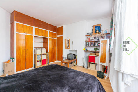 10 Hillside Avenue, N11 3DE-26