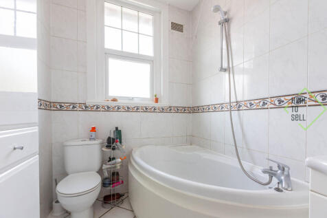 10 Hillside Avenue, N11 3DE-28