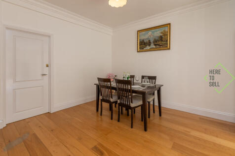 77 Warwick Road N11 2SP-28