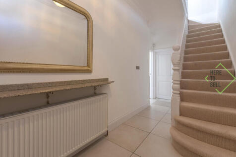 77 Warwick Road N11 2SP-18