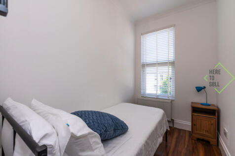 77 Warwick Road N11 2SP-8
