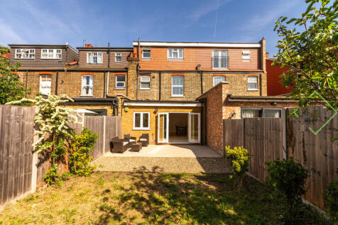 77 Warwick Road N11 2SP-36