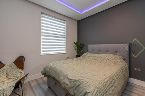 28 Sketty Road EN1 3SE-9