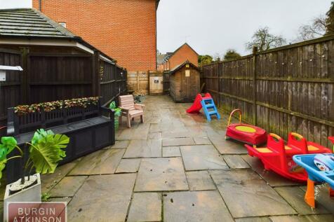 CAM01619G0-PR0074-STILL038.jpg