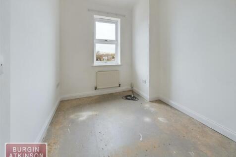 CAM01619G0-PR0080-STILL012.jpg