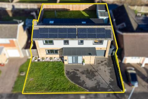 10 Park Lane Retford Drone Front Elevation.jpg