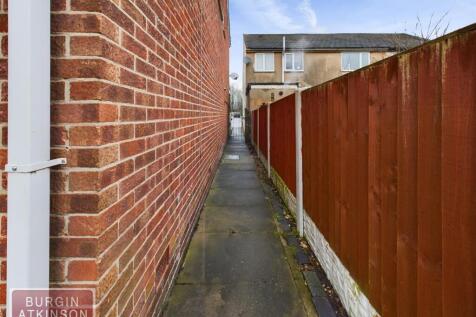 CAM01619G0-PR0092-STILL028.jpg